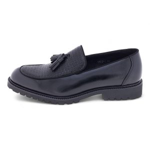 Men's Black PU Loafer with Almond toe and Tassel Y973