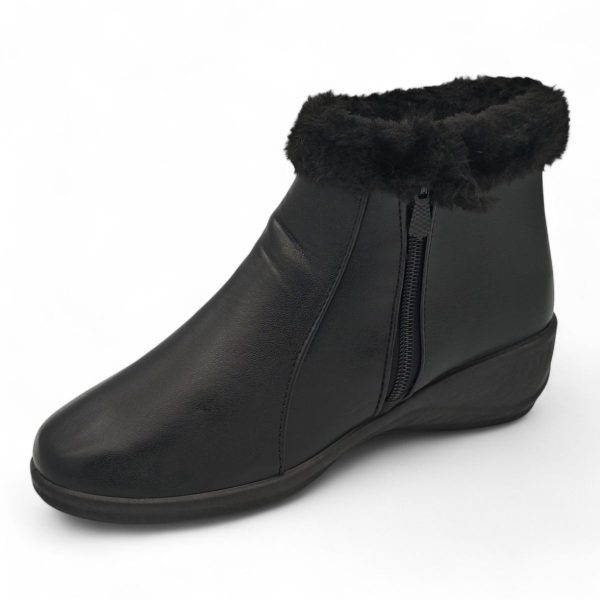 TTP Women Black Round Toe Ankle Boot with Faux Fur Lining HL210401-1 - Image 5