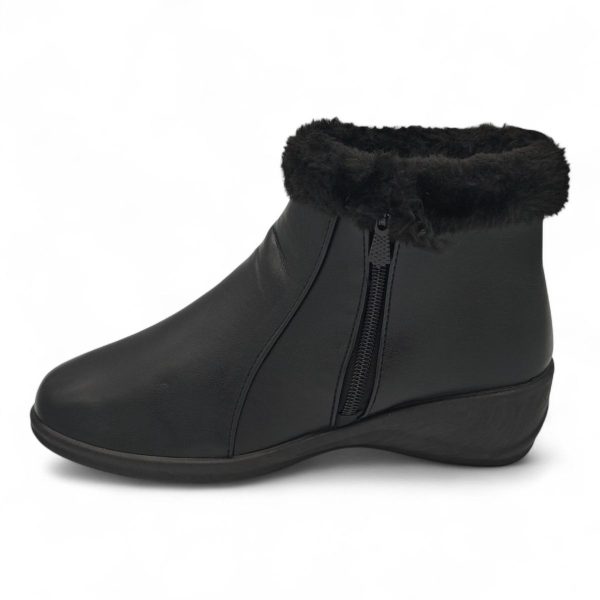TTP Women Black Round Toe Ankle Boot with Faux Fur Lining HL210401-1 - Image 4